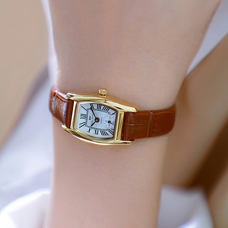 Fashion Women Watch Small 2023 Simple Retro Leather Watch For Women Casual Vintage Quartz Brown Clock Wristwatches For Ladies